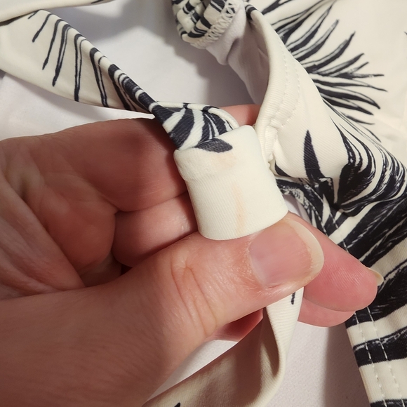 Honeysuckle Co. Bathing suit - Picture 3 of 7